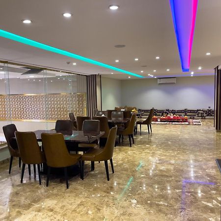 Landmark Hotel Suites Tabuk Exterior photo