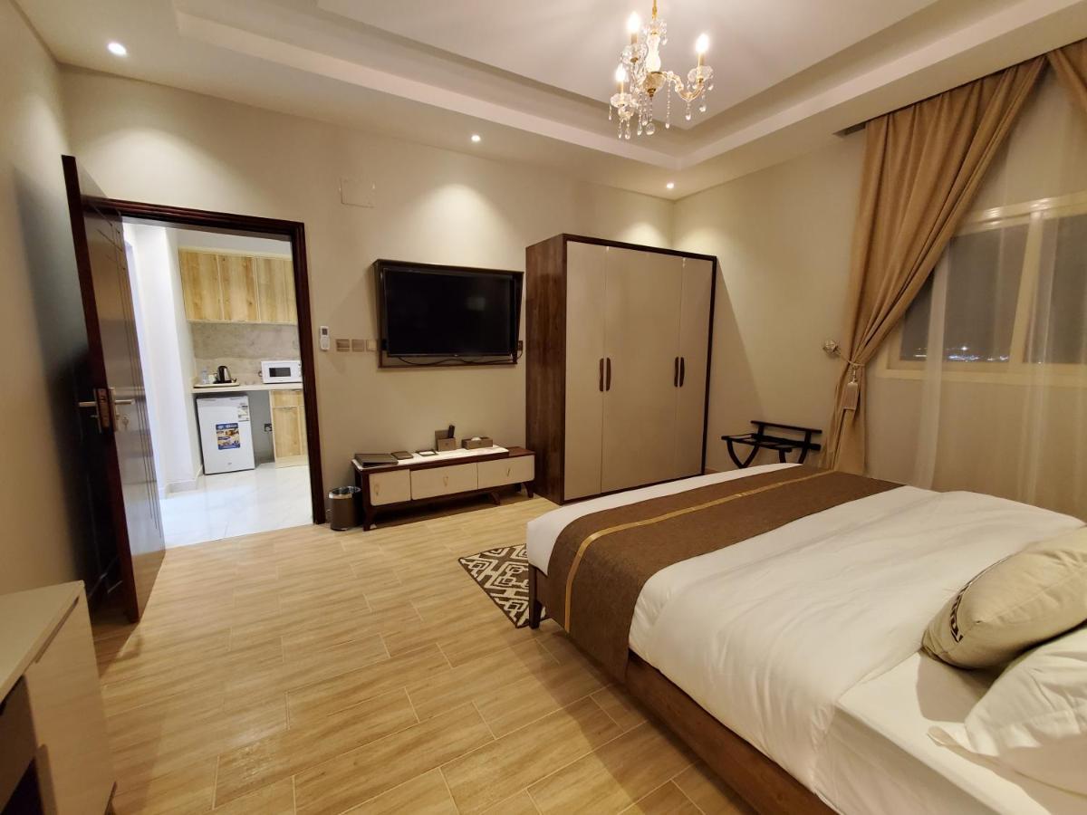 Landmark Hotel Suites Tabuk Exterior photo