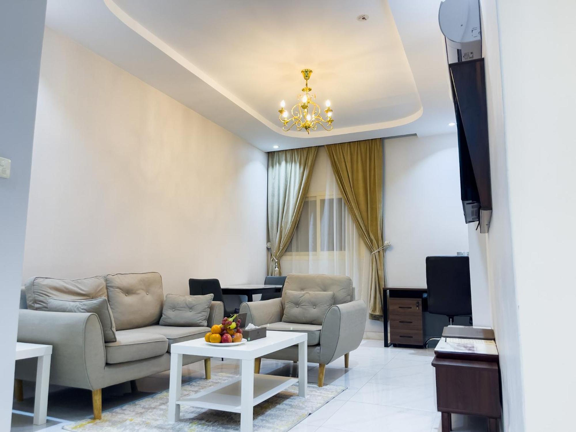 Landmark Hotel Suites Tabuk Exterior photo